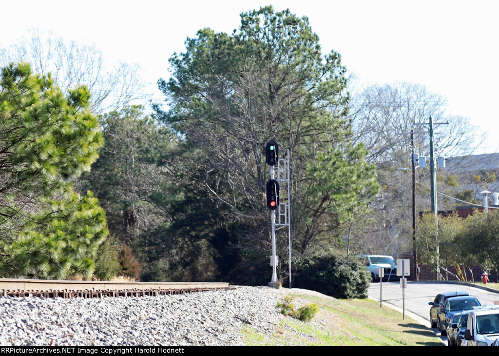 Clear signal for train P092-05